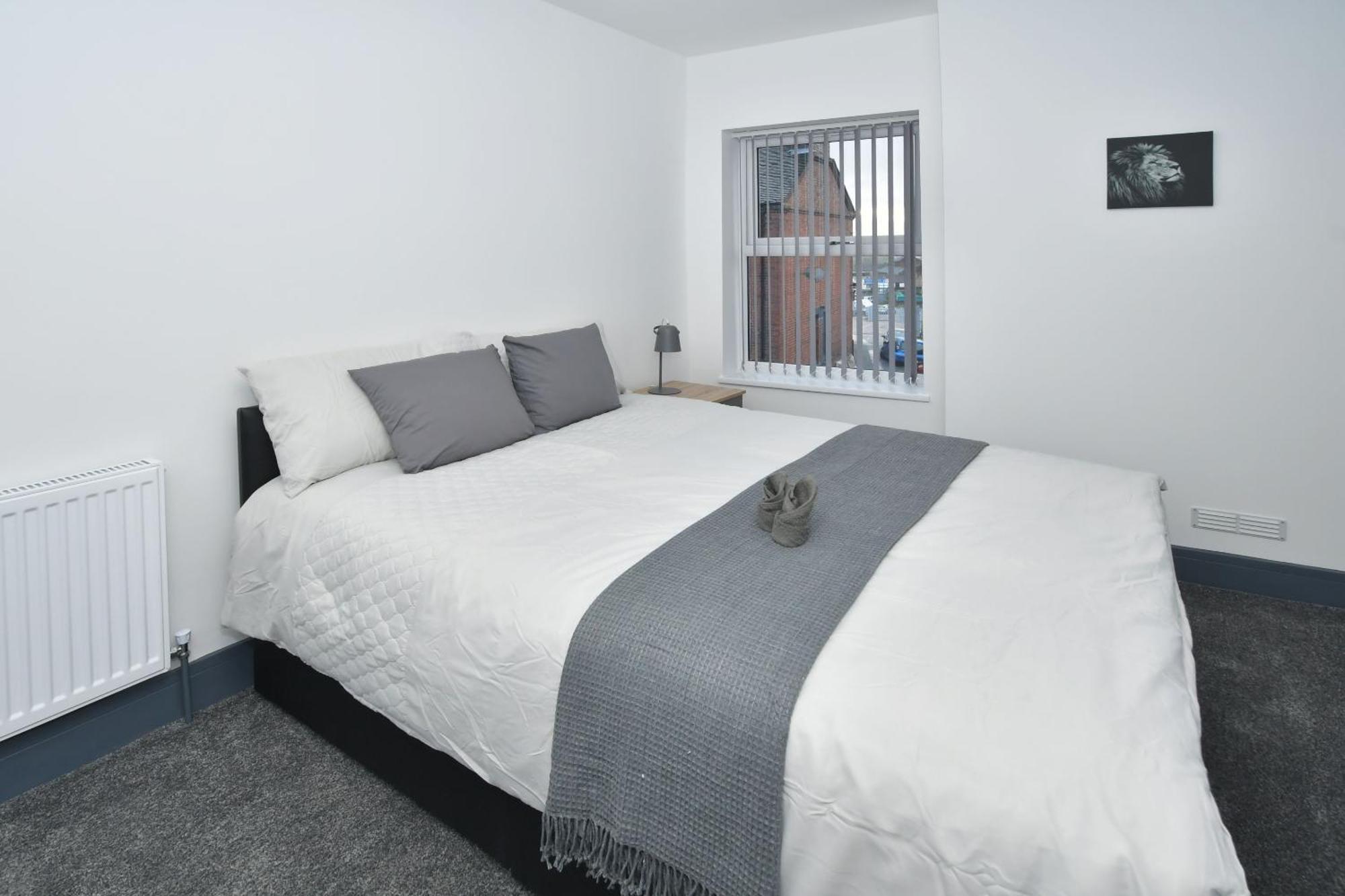 Townhouse @ 24 Brunswick Place Stoke Etruria エクステリア 写真